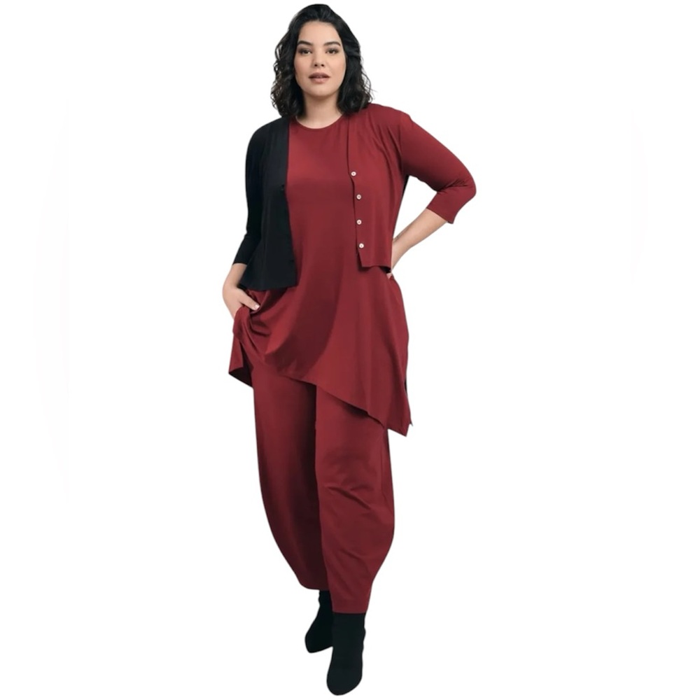 Alembika 2 Tone Plum Black Stretch Crop Cardigan NWT  US Size 4-6